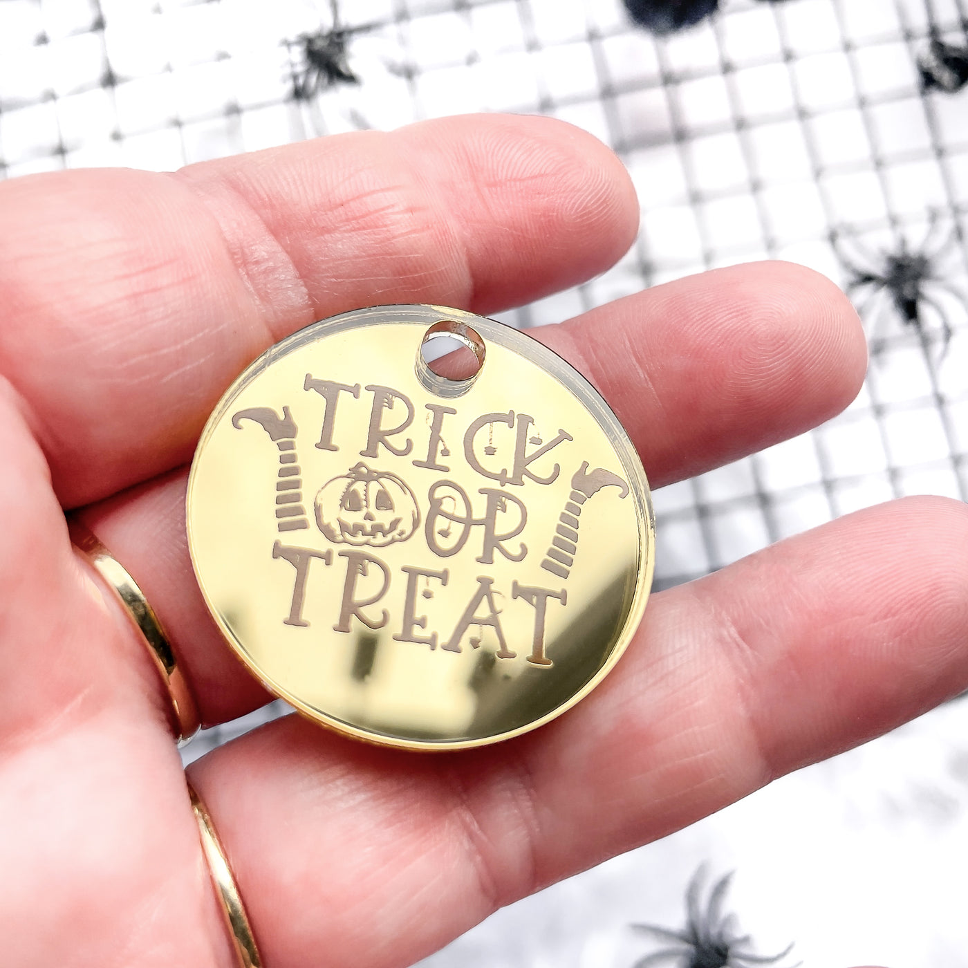 Acrylic Trick Or Trick Tag
